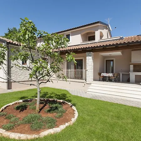 Marjan Villa *